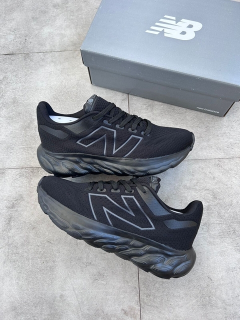 Tênis New Balance V13 Premium ACD - comprar online