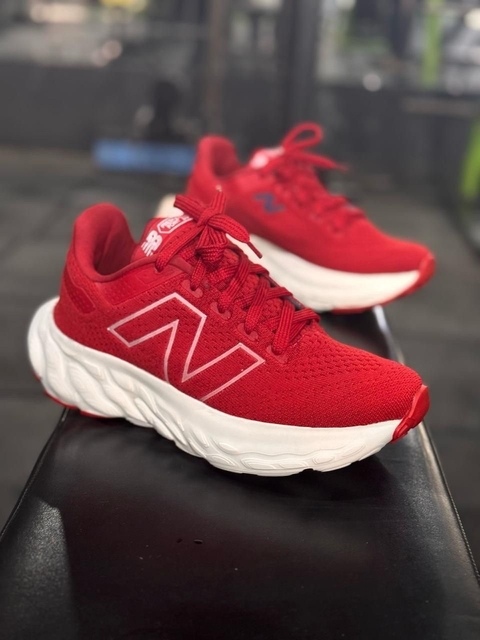 Tênis New Balance V13 Premium ACD - comprar online