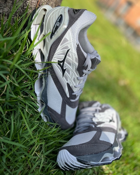 Mizuno Prophecy LS Nacional Intermediário