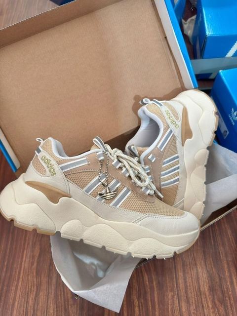 Adidas Dymond Premium 34 ao 39