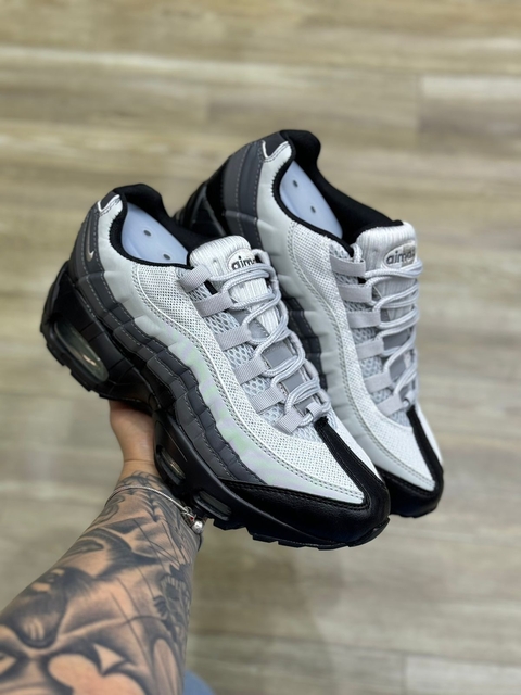 Nike AirMax 95 Importado Vietnã.