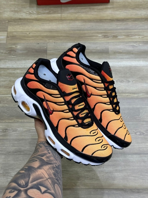 Nike AirMax TN Importado Vietnã Laranja.