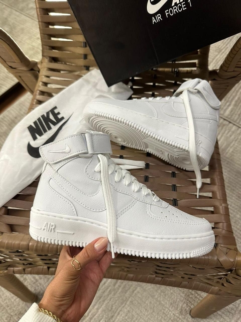 Nike Bota AirForce Nacional 34 ao 43 Branco.