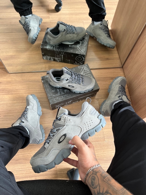 Oakley Modoc Low li Premium - comprar online