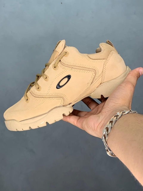 Botinha Oakley Nacional - comprar online