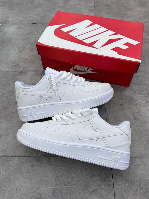 Nike AirForce Corda Importado 34 ao 43 Branco. - comprar online