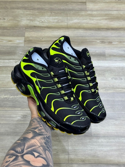 Nike AirMax TN Importado Vietnã Preto.