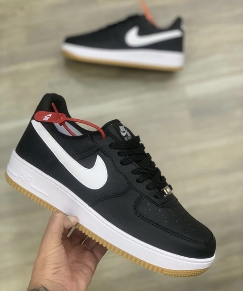 Nike AirForce Importado Preto Branco.