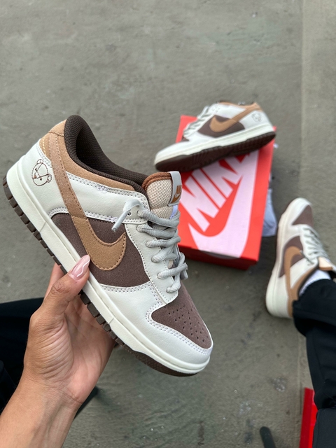 Nike Air Dunk Nacional Premium Branco Bege Marrom.