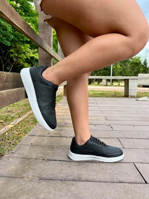 Nike AirForce Importado Preto.