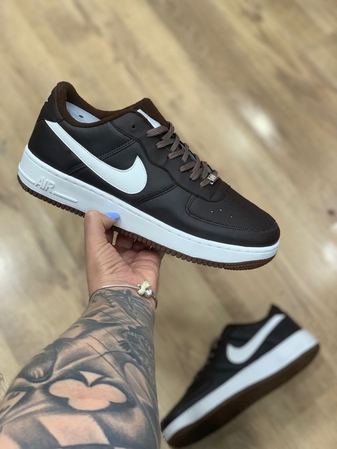Nike AirForce Importado Marrom Café.
