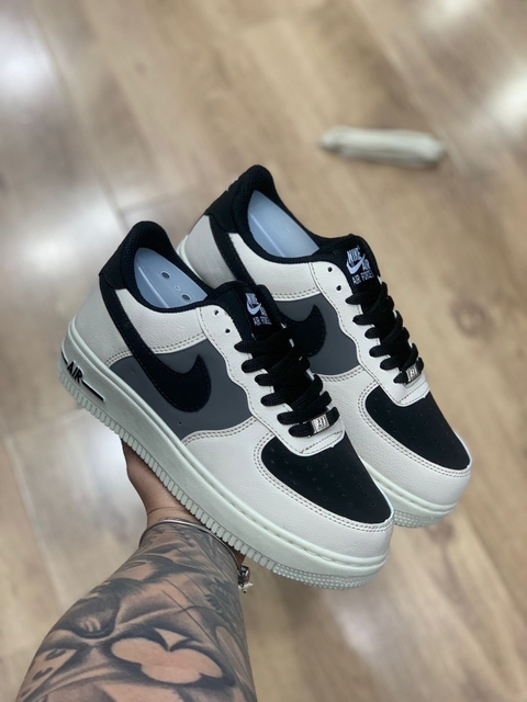 Nike AirForce Importado 34 ao 43 Preto Bege.