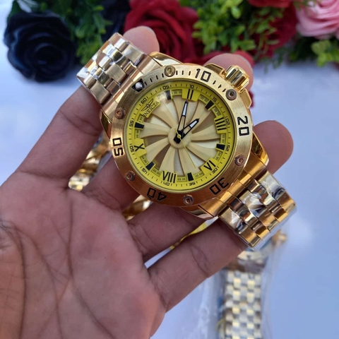 Relógio Invicta Pesadão. - comprar online