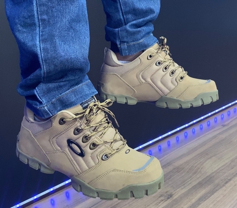 Botinha Oakley Halftrack Importada