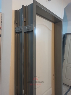 Imagen de Camden con marco de chapa (calibre 18 o 22)