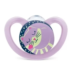 Chupeta Space Glow- Brilha no escuro -6m+ Girl- Nuk - comprar online