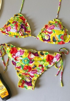 Imagem do Biquíni Feminino Cortininha Com Bojo Estampado Calcinha Levanta Bumbum e Amarra Lateral