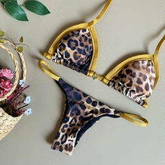 Biquíni Feminino Cortininha Com Bojo Onça Com Calcinha Empina Bumbum e Tira Lateral - comprar online