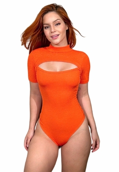 Body Feminino Manga gola Modelo com Decote e Fecho em Baixo