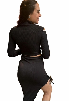 Conjunto Feminino Canelado Blusinha Manga Longa e Saia - Multmix