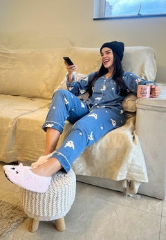 Imagem do Pijama Americano Longo Feminino Estampado Com Botões
