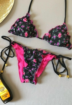 Biquíni Feminino Cortininha Com Bojo Calcinha Levanta Bumbum e Amarra Lateral - comprar online