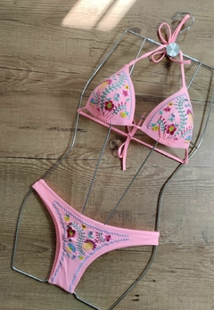 Biquíni Meia Taça Bordado Com Calcinha Tanga - Multmix