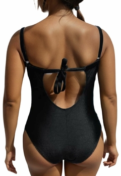 Maiô Plus Size Body Feminino Com Bojo Confortável Leve Verão Moda Praia Detalhe Argola
