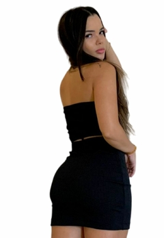 Conjunto Feminino Top Tomara que Caia Com Bojo e Saia Justa - loja online