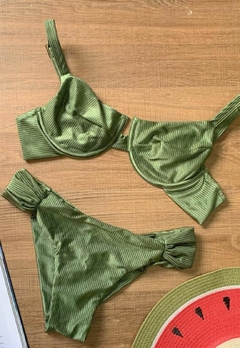Imagem do Biquíni Feminino Plus Size Canelado Aro Sem Bojo Calcinha BomBom Fio Duplo