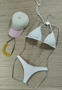 Imagem do Biquíni Feminino Texturizado Cortininha Asa Delta Fio Dental