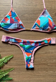 Biquíni Feminino Cortininha com Bojo Calcinha Fio Dental e Dupla Face - Multmix