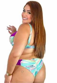 Biquíni Feminino Plus Size de Aro Sem Bojo Com Calcinha BomBom e Fio Duplo Estampado Canelado - comprar online