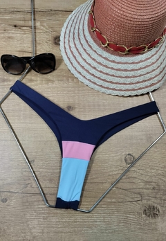 Calcinha de Biquíni Feminino Tri-color Fio Duplo e Asa Delta - Multmix