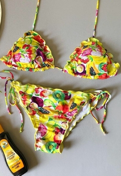 Biquíni Feminino Cortininha Com Bojo Estampado Calcinha Levanta Bumbum e Amarra Lateral