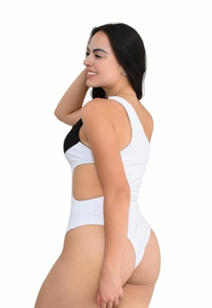 Body Feminino Um ombro só, com Fecho em Baixo ! - Multmix