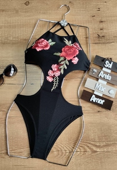 Maiô Feminino Cropped Engana Mamãe Floral Bordado (TODOS PRETOS)