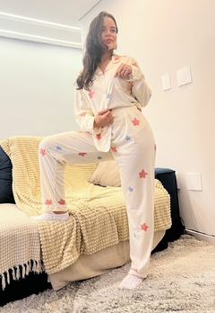 Imagem do Pijama Americano Feminino Longo Conforto e Estilo para Suas Noites