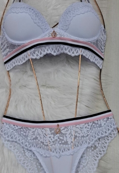 Conjunto Lingerie Feminina Sutiã com Bojo e Calcinha Rendada - Multmix