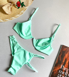Biquíni Feminino Aro V Invertido Sem Bojo com Calcinha Fio Duplo e Tira Lateral