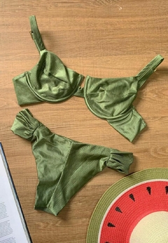 Biquíni Feminino Plus Size Canelado Aro Sem Bojo Calcinha BomBom Fio Duplo - loja online