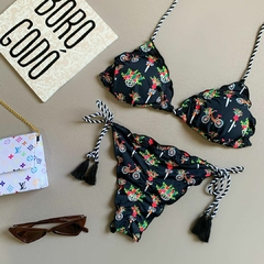 Biquíni Feminino Cortininha Estampado Com bojo Calcinha Levanta Bumbum e Amarra Lateral - comprar online