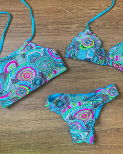 Biquíni Feminino 3 Peças Com Cropped Com Bojo, Cortininha Com Bojo e Calcinha Empina Bumbum - comprar online