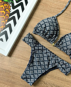 Imagem do Biquíni Feminino Cortininha Estampado Com Bojo Calcinha Bombom
