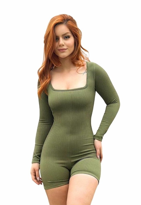 Macaquinho Feminino Canelado Modelo Shortinho Manga Longa