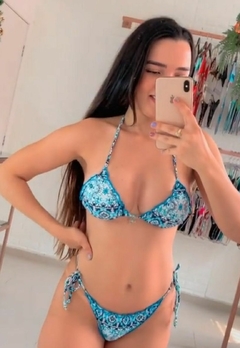 Imagem do Biquíni Feminino Cortininha Calcinha Amarra lateral e Empina Bumbum