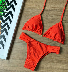 Biquíni Feminino Cortininha Com Bojo e Calcinha Bombom Canelado na internet
