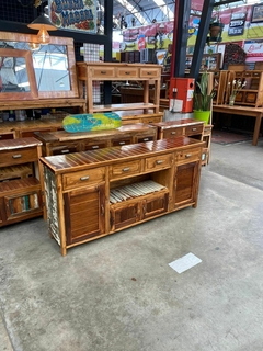 BAJO DE TV MADERA DURA