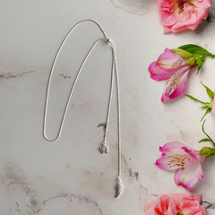Cadena ajustable con dijes