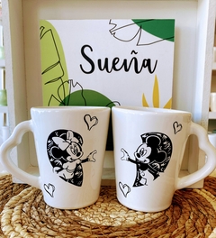 TAZAS DÚO AMOR BLANCAS (conicas corazón)